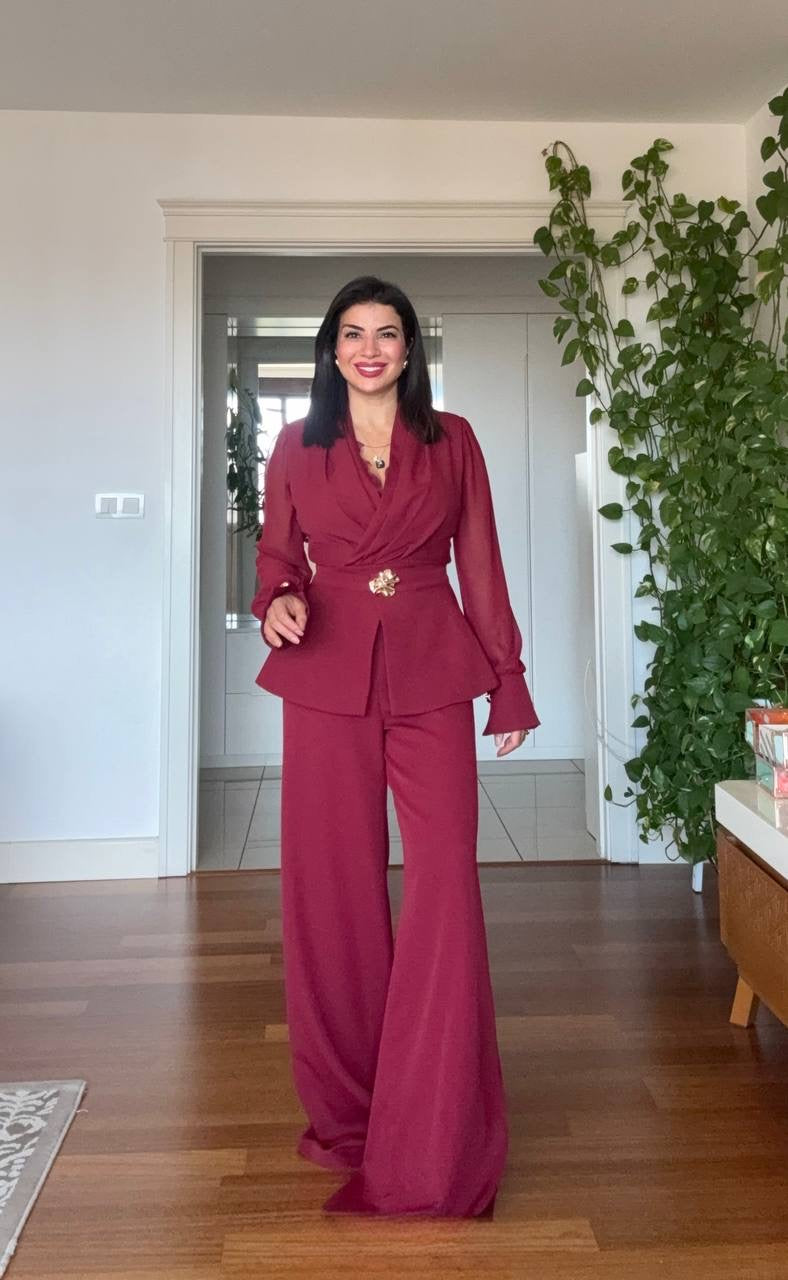 GOLD BUCKLE DETAIL BLAZER JUMPSUIT - BURGUNDY