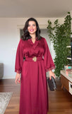 LACE-CUFFED BELTED MAXI DRESS BURGUNDY