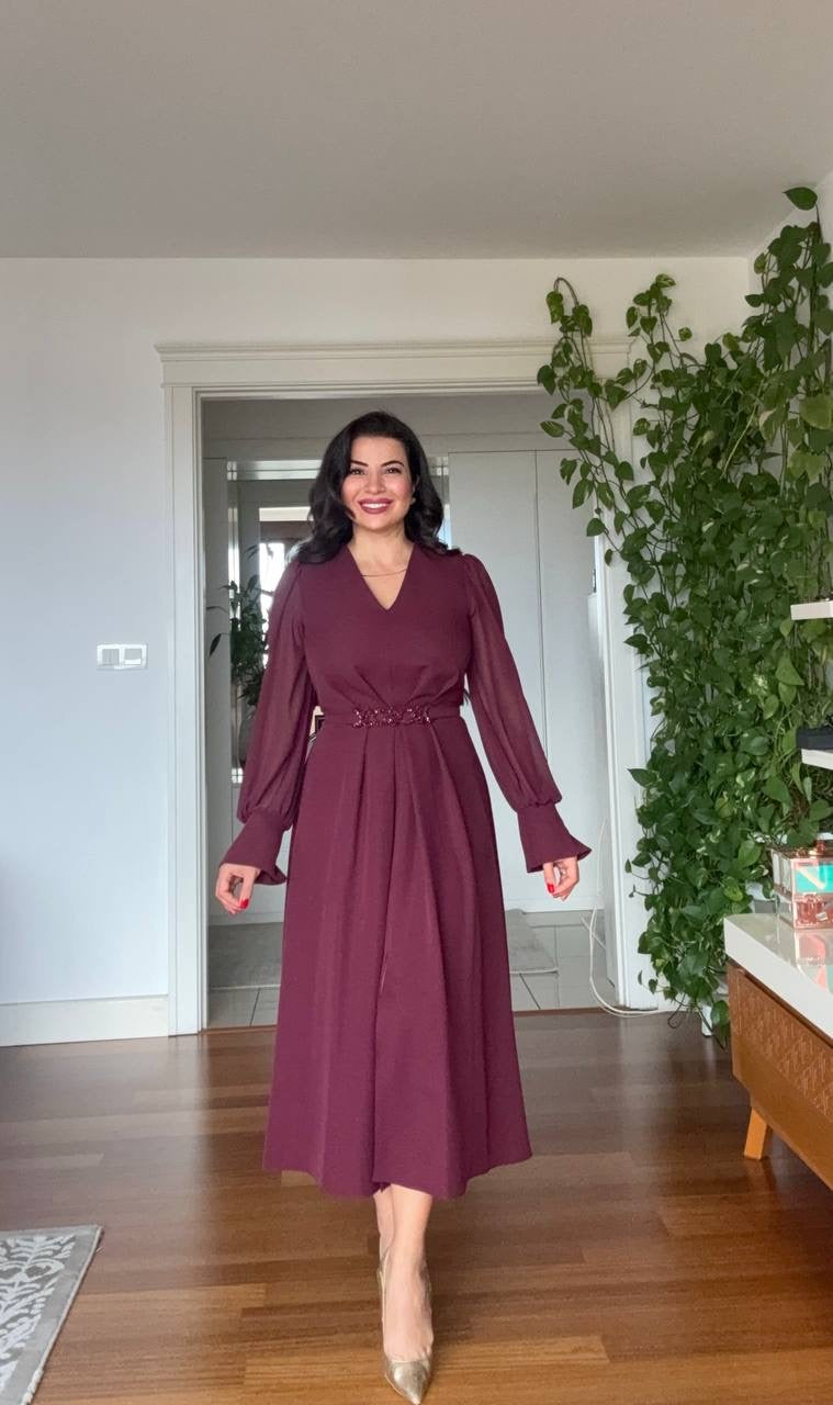 V-NECK MIDI DRESS WITH STONE-EMBELLISHED BELT - BURGUNDY