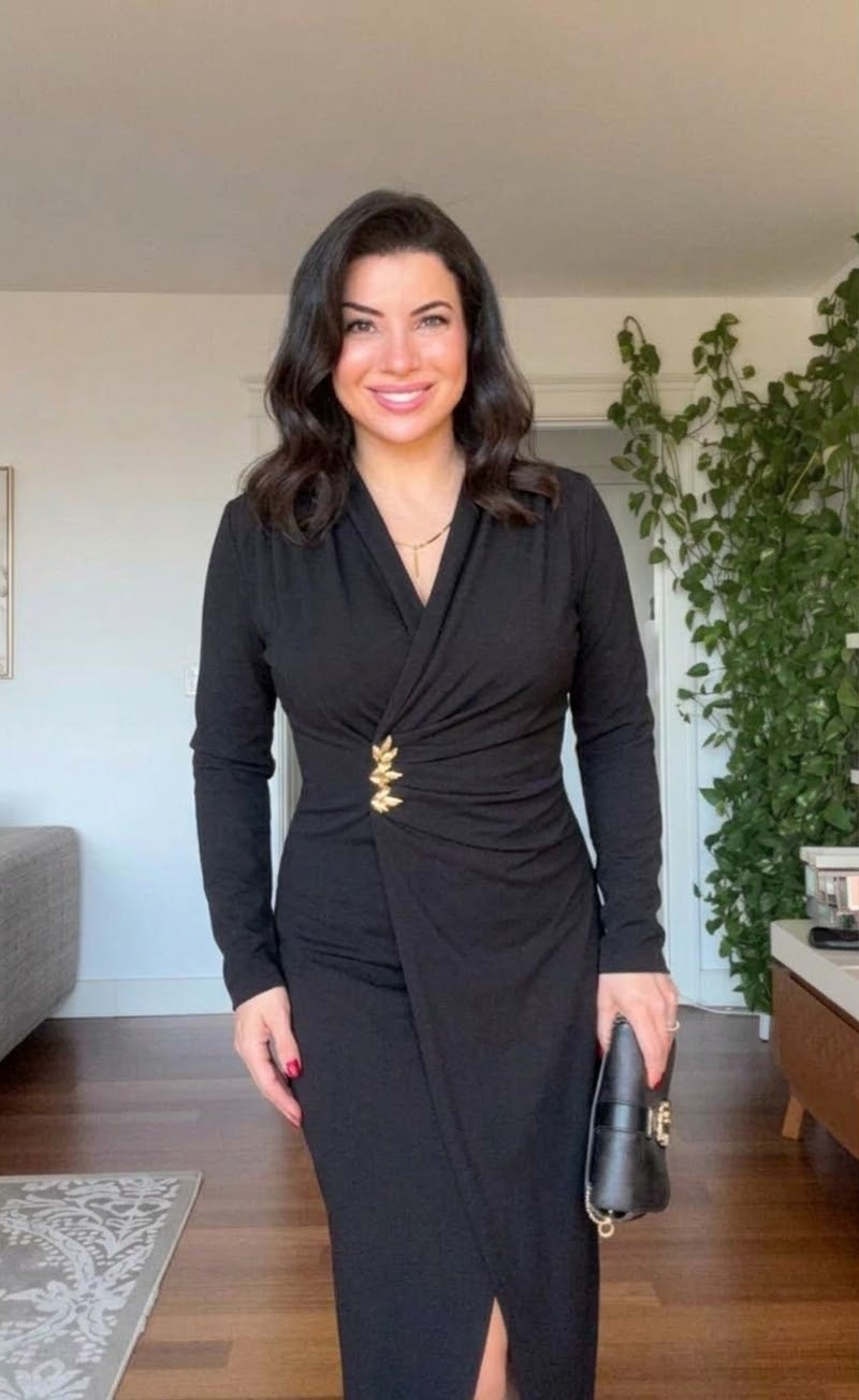 WRAP-STYLE V-NECK LONG-SLEEVE MIDI DRESS WITH DRAPING AND GOLD-TONE ACCENT - BLACK