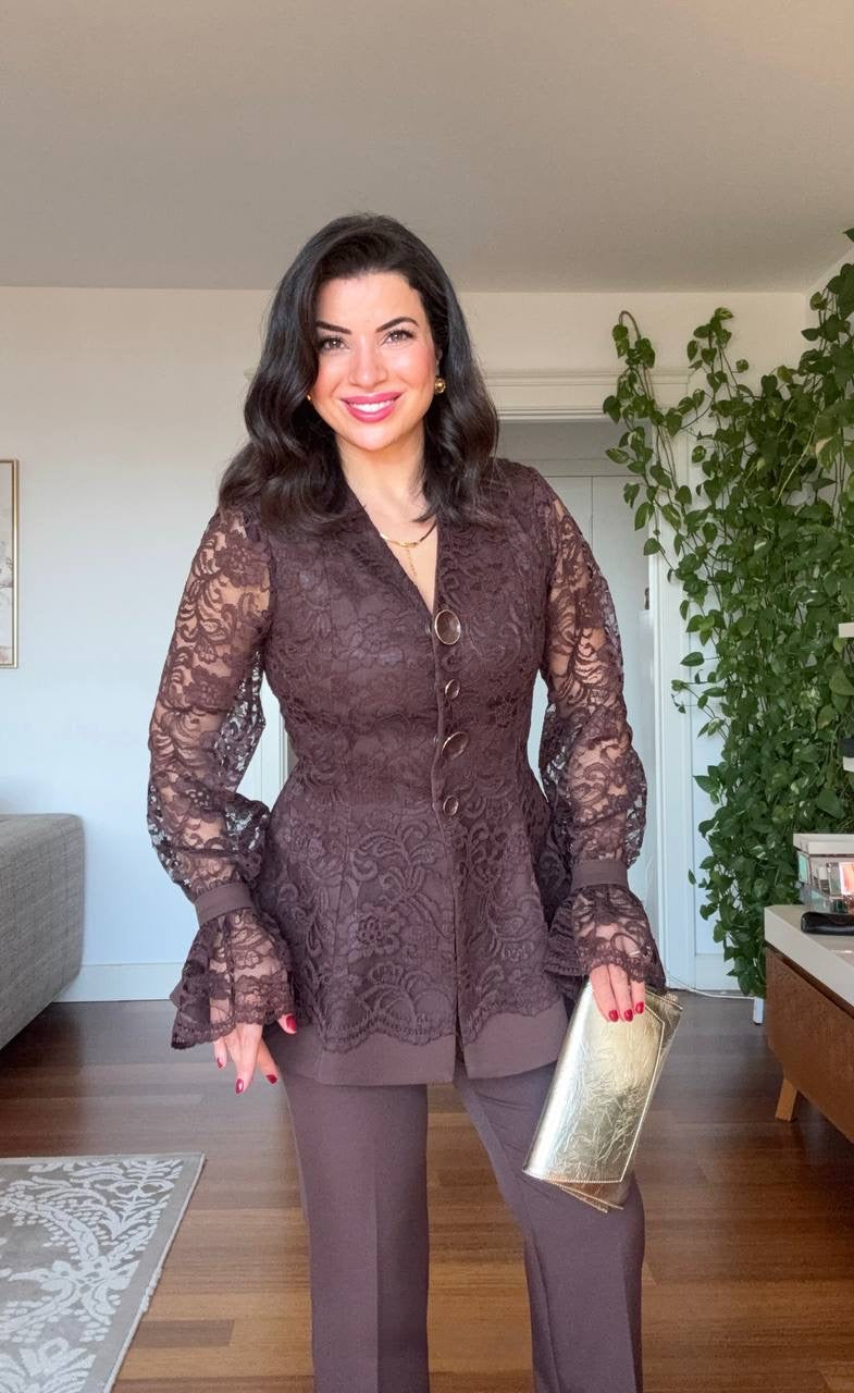 LACE JACKET WITH FLOUNCE CUFFS AND WIDE-LEG TROUSERS TWO-PIECE SET - BROWN
