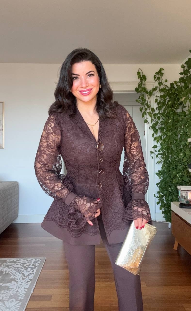 LACE JACKET WITH FLOUNCE CUFFS AND WIDE-LEG TROUSERS TWO-PIECE SET - BROWN