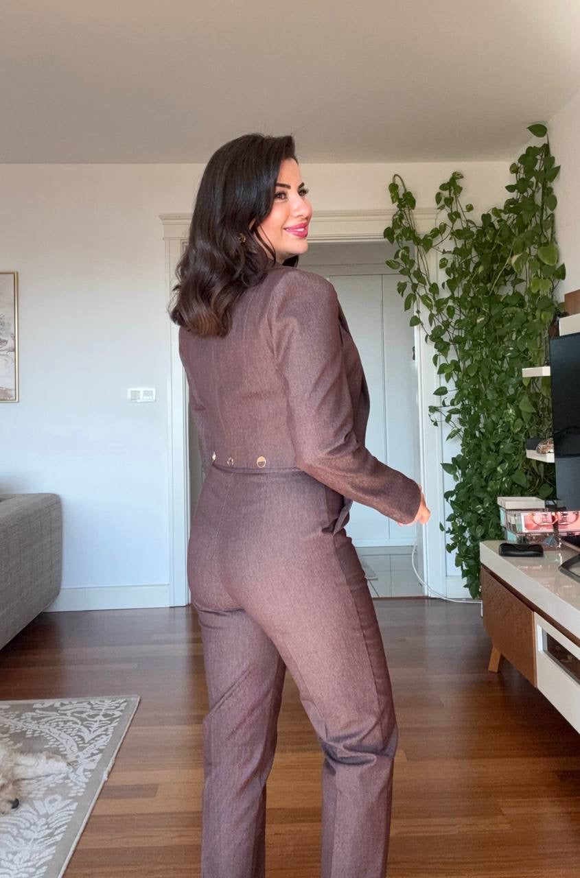 BUTTON-DETAIL BLAZER, STRAPLESS TOP AND TROUSERS THREE-PIECE SET - BROWN