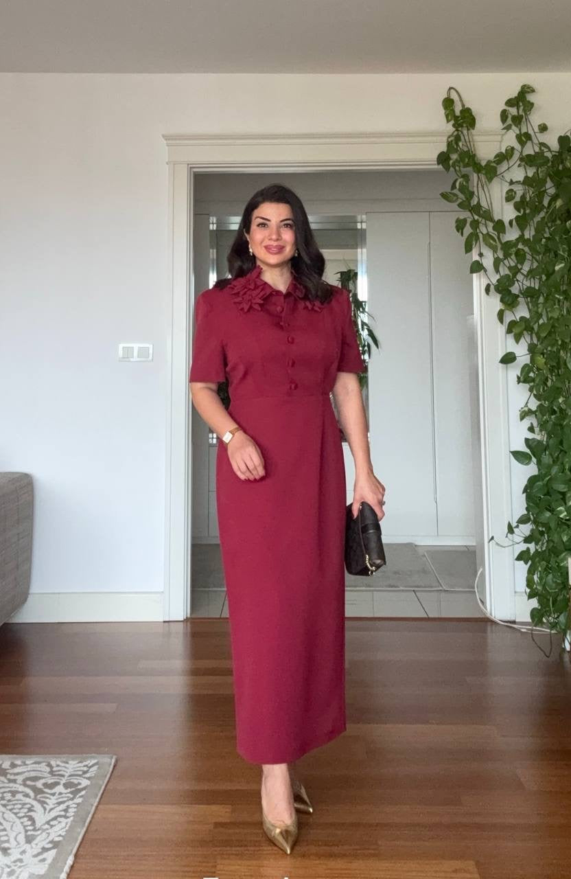 FLORAL APPLIQUÉ COLLARED SHORT-SLEEVE MIDI DRESS - BURGUNDY