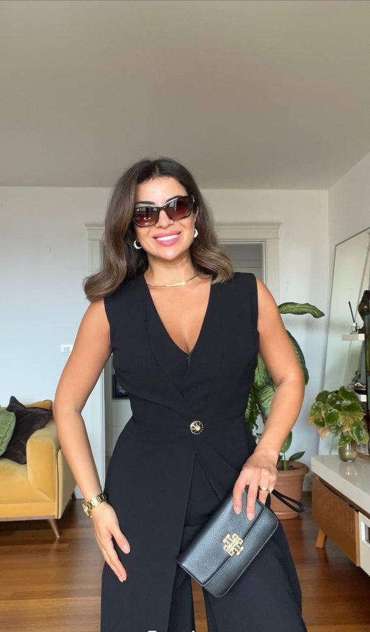 ANGELICA SLIT-DETAILED JUMPSUIT - BLACK