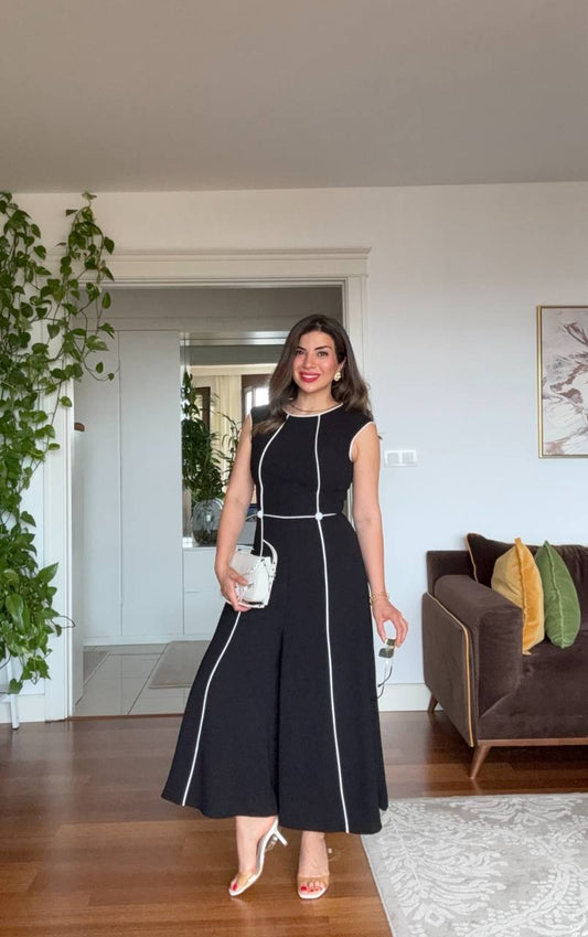 SLEEVELESS JUMPSUIT WITH CONTRAST STITCHING – BLACK