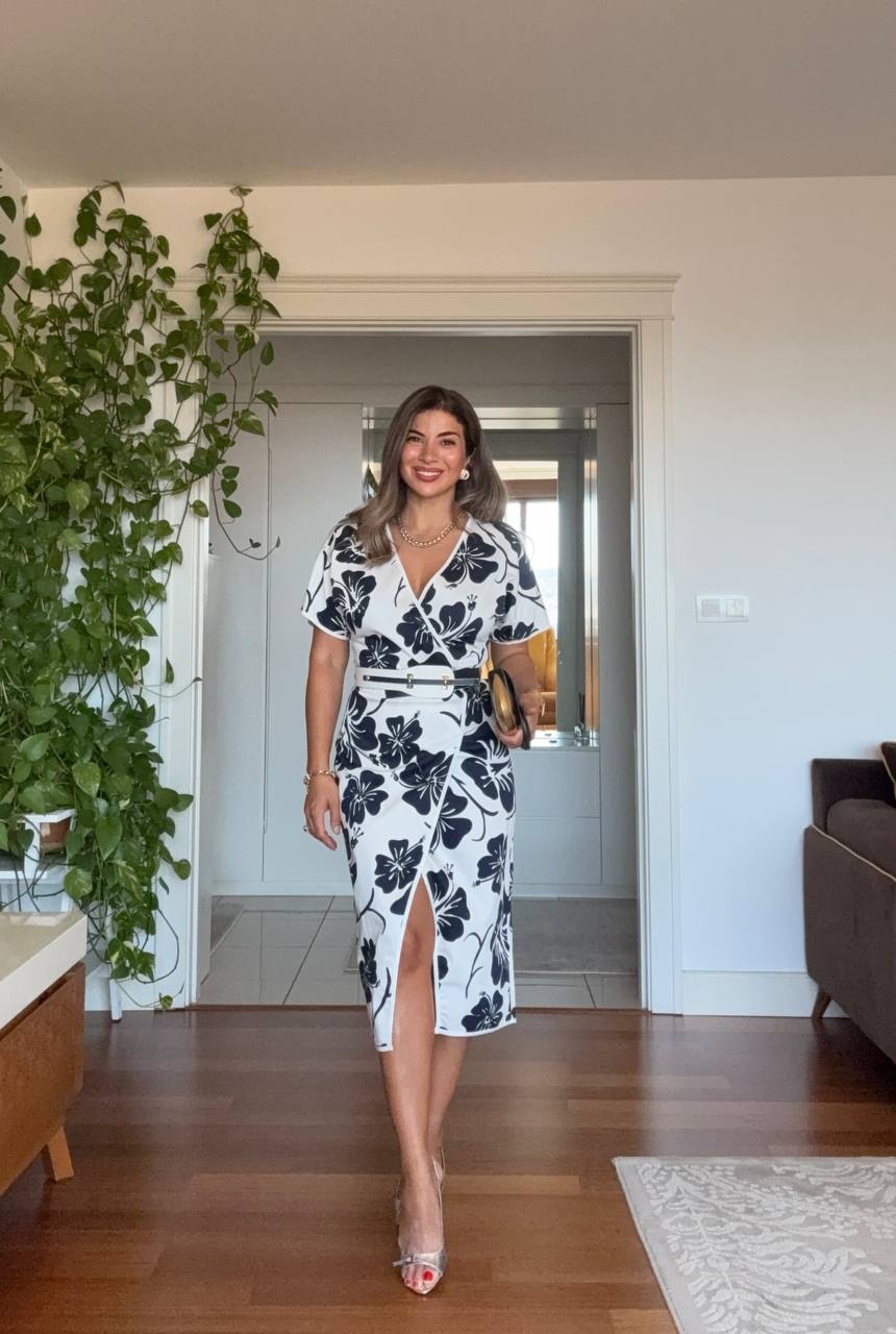 NAVY FLORAL BELTED V-NECK DRESS