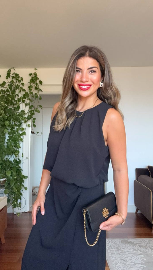 SLEEVELESS ELEGANT DRESS WITH SLIT DETAIL – BLACK