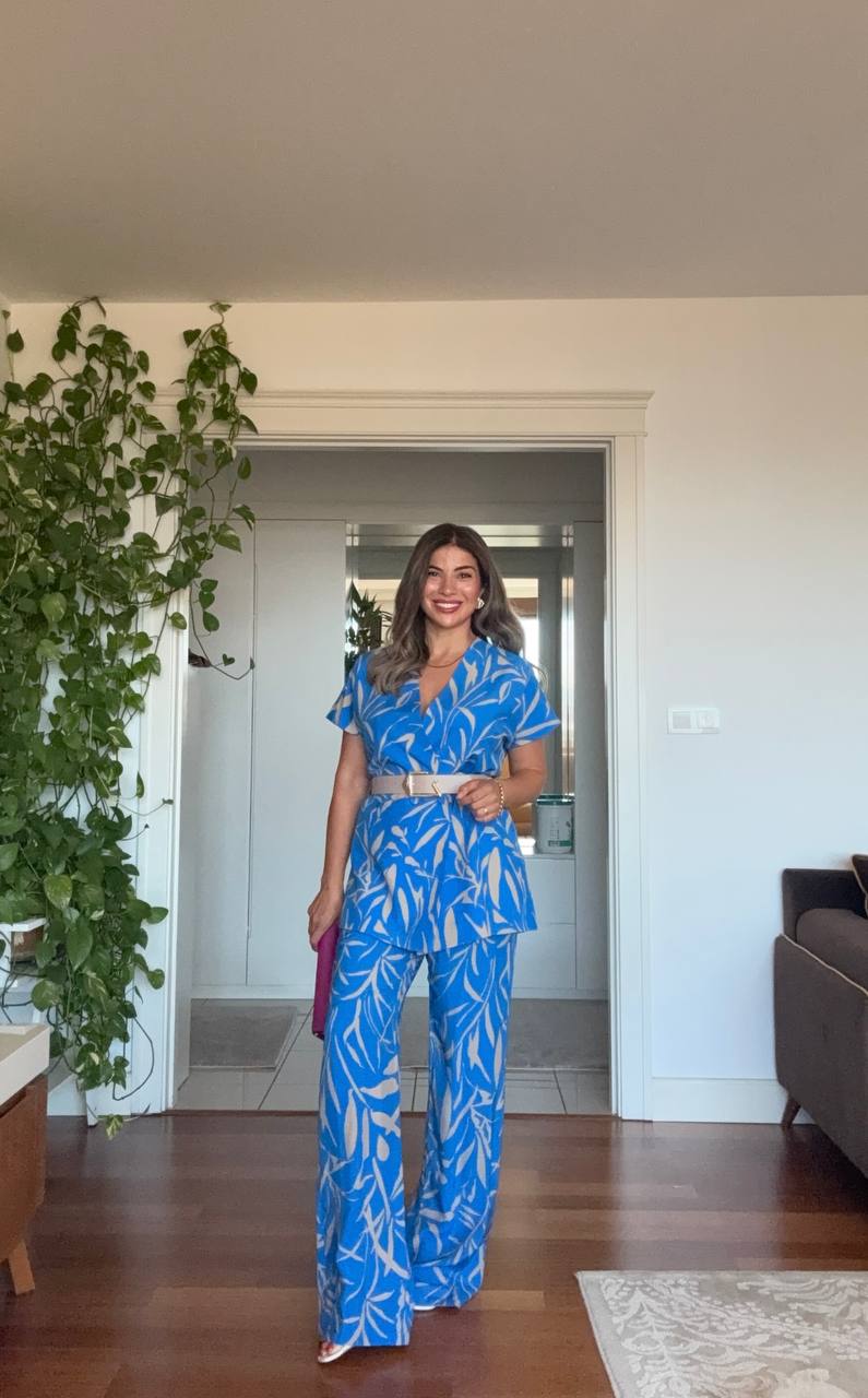 LEAF PRINTED BELTED TWO-PIECE SET - BEIGE & BLUE