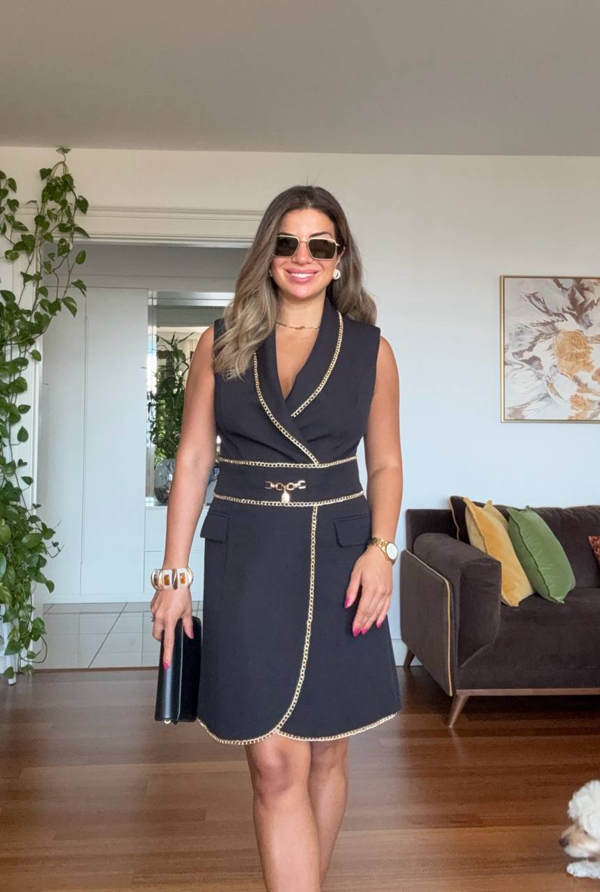 WRAP DRESS WITH CHAIN DETAILS - BLACK