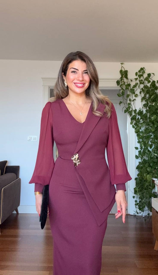 MIDI DRESS WITH CHIFFON SLEEVES & BROOCH DETAIL - PLUM
