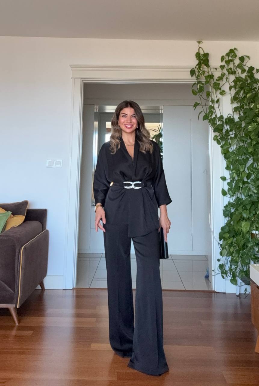 SATIN TEXTURED ELEGANT SET WITH BELT DETAIL - BLACK