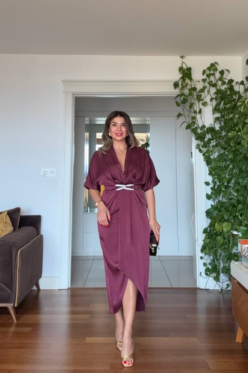 ELEGANT V-NECK SATIN DRESS WITH BELT DETAIL - PLUM