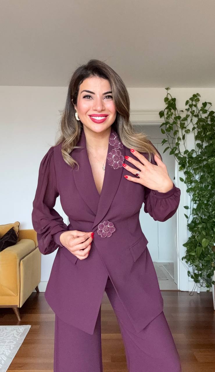 COLLAR FLORAL DETAIL ELEGANT SUIT – PLUM