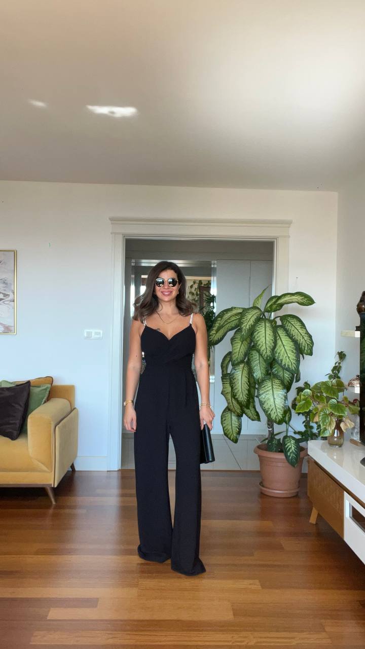 SPAGHETTI STRAP JUMPSUIT - BLACK